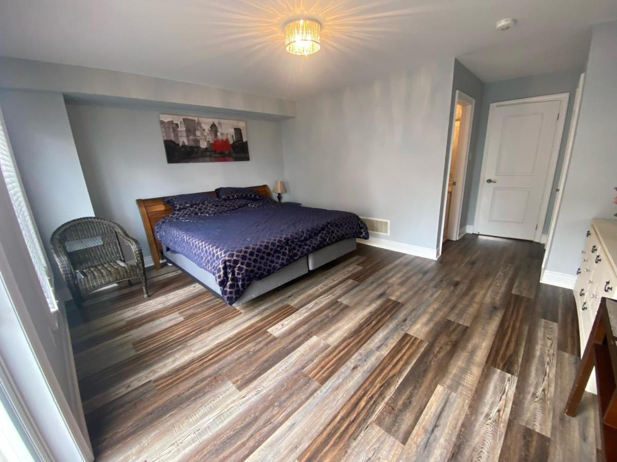2 Bedroom With 2 Ensuites Unit In Richmond Hill Eksteriør billede
