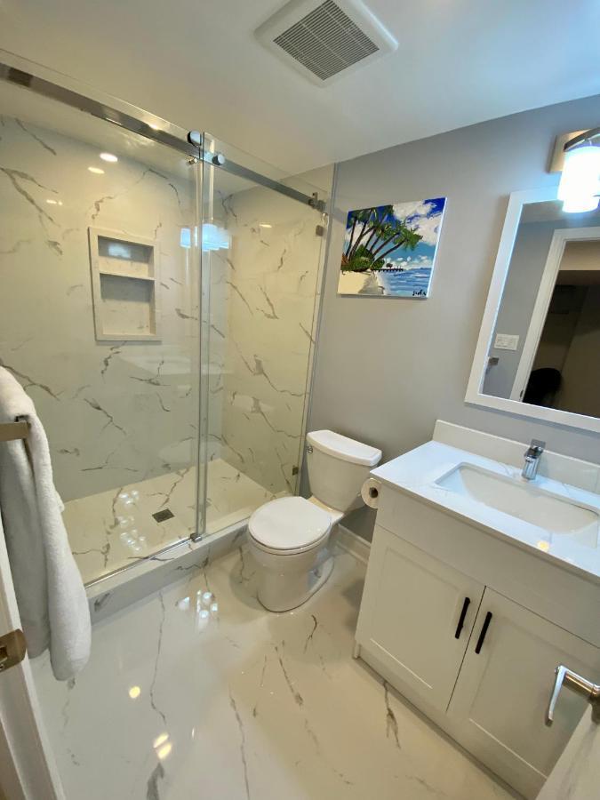 2 Bedroom With 2 Ensuites Unit In Richmond Hill Eksteriør billede