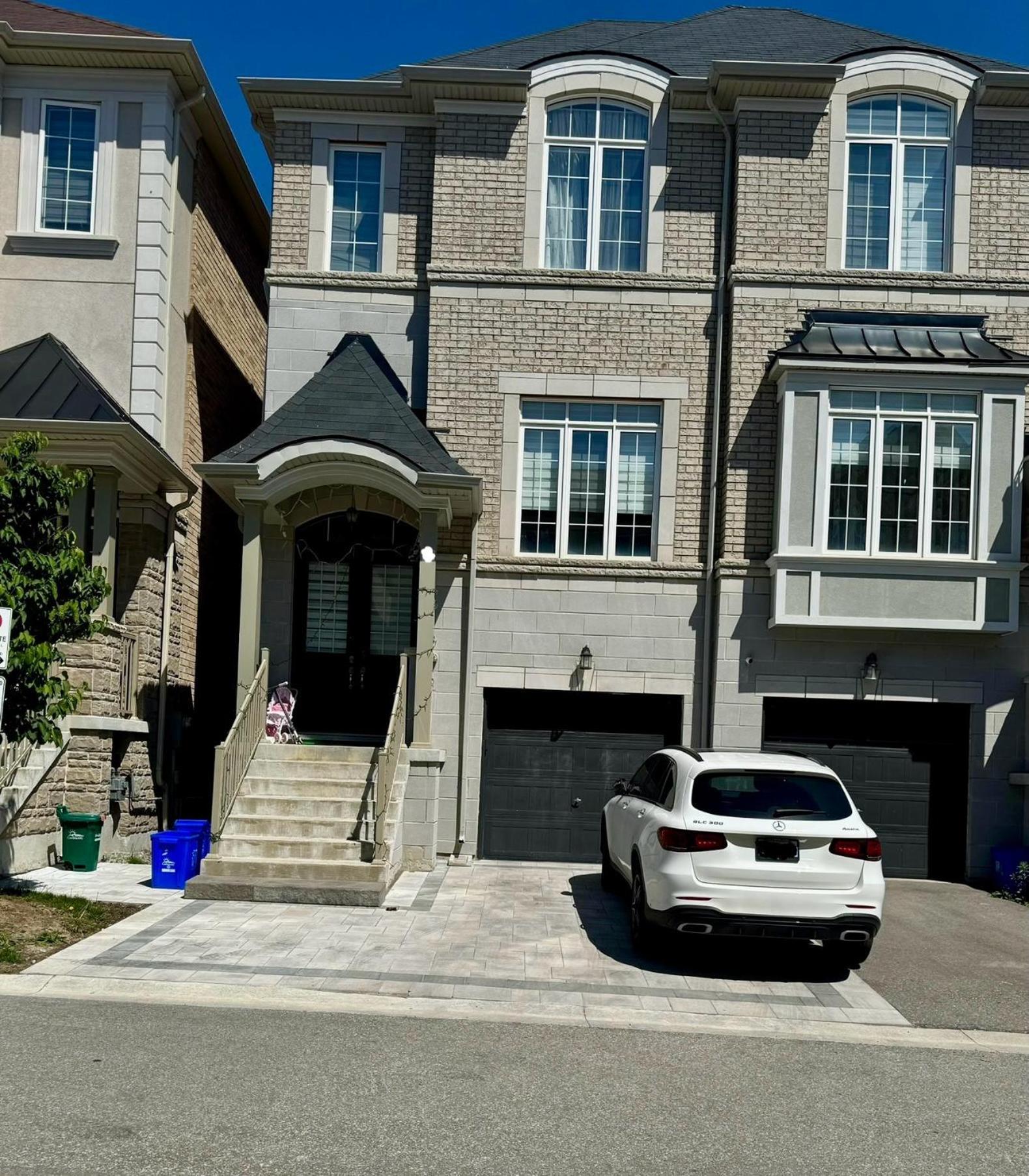2 Bedroom With 2 Ensuites Unit In Richmond Hill Eksteriør billede